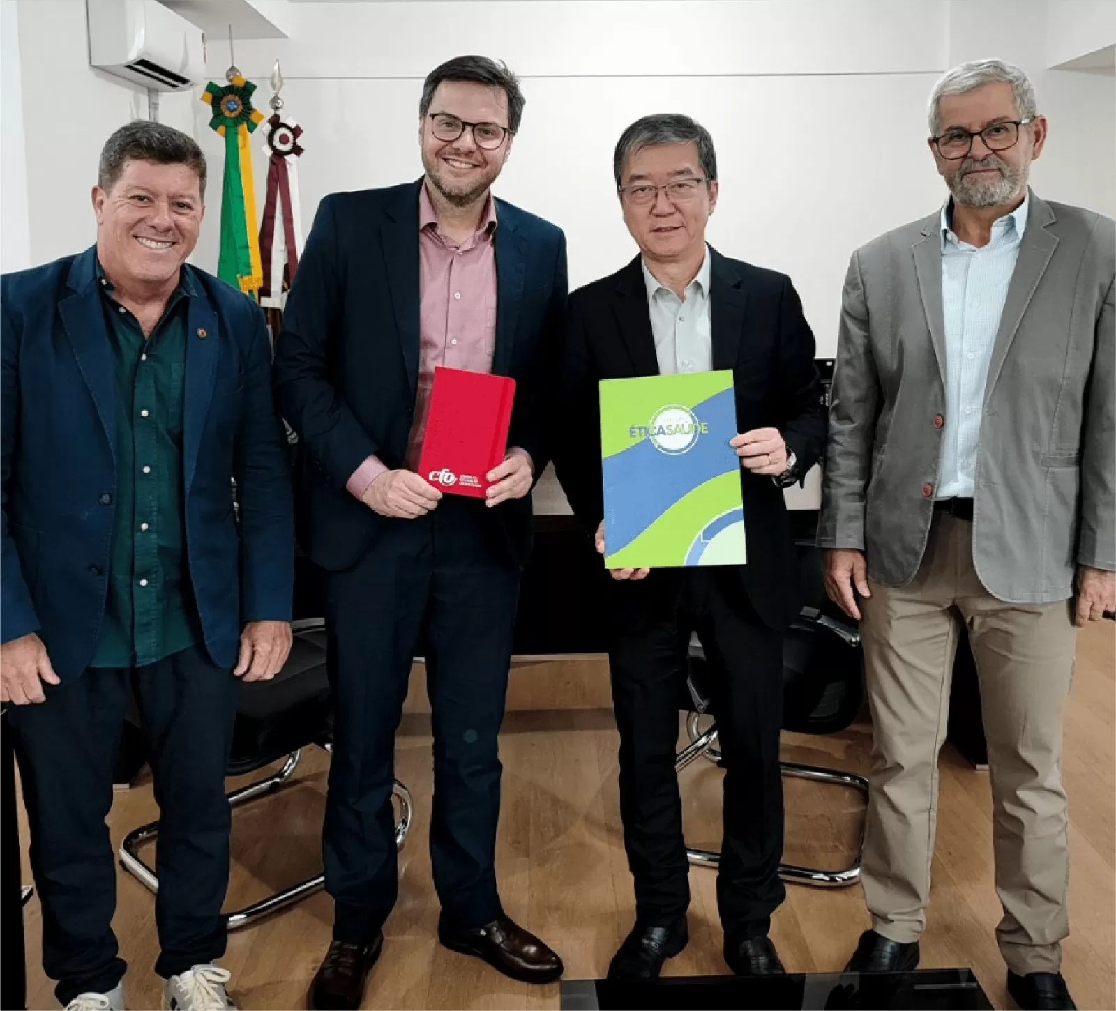 Instituto Ética Saúde e Conselho Federal de Odontologia firmam acordo de cooperação