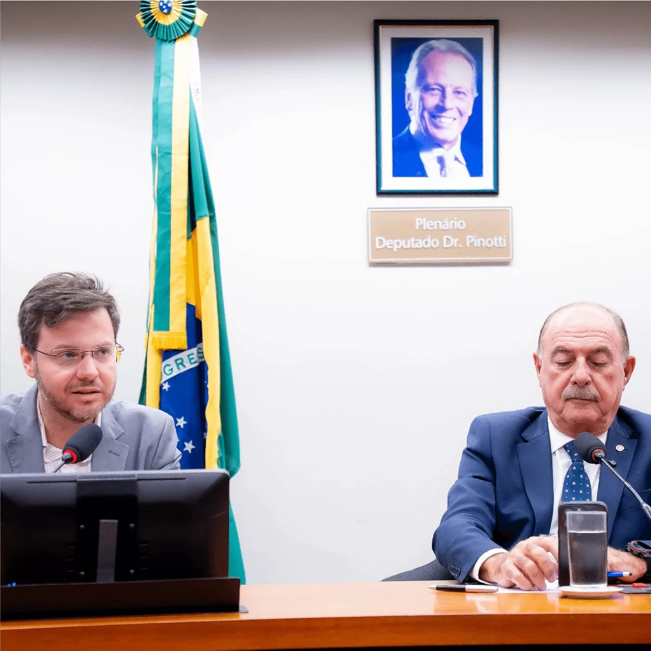 IES marca presença em evento que discutiu os “Desafios da Pessoa com Alzheimer”